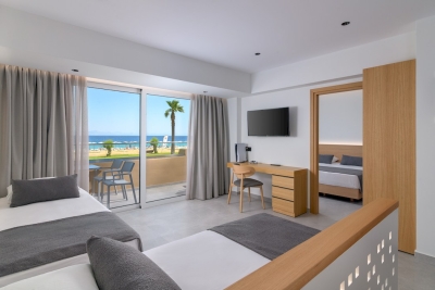 Superior Suite Sea View-Leaving Room 1-Web_Res_img