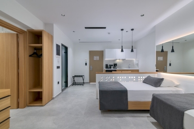 Superior Suite Sea View-Leaving Room with Kitchenete 1_Web_Res_img